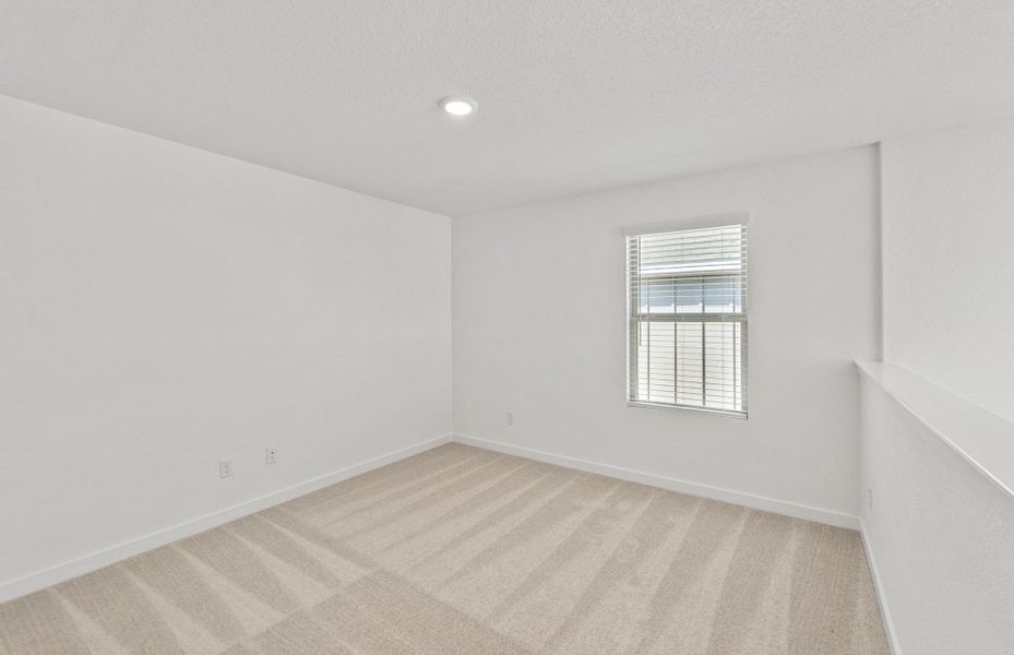 Spacious, unfurnished interior of a new home in Sonterra, Jarrell (Image 36).