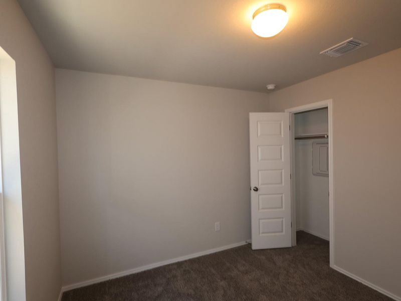 Spacious, unfurnished interior of a new home in Heritage, Dripping Springs (Image 6).