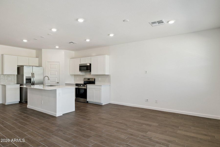 6-web-or-mls-2317-s-125th-dr-lot-157-del