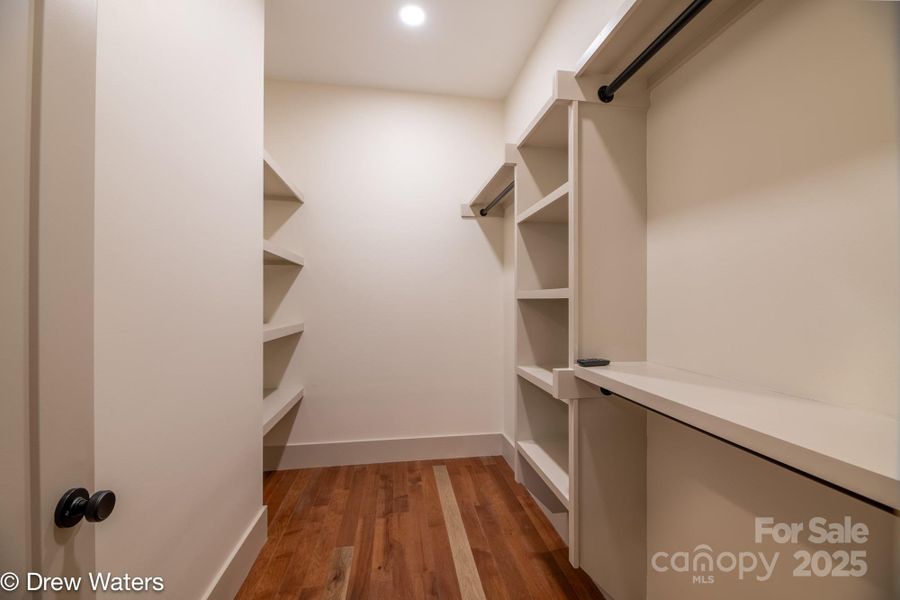 Large primary walk-in closet