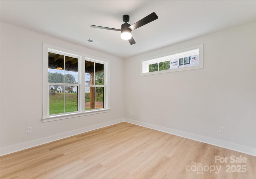 Spacious, unfurnished interior of a new home in Matthews Ridge Reserve, Matthews (Image 18).