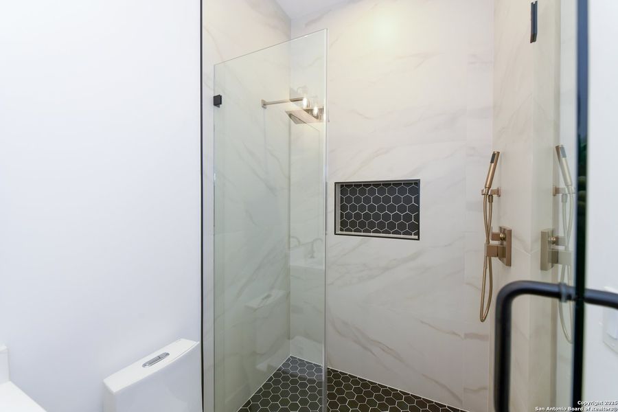 Furnished interior view inside a new home in , Boerne (Image 13).