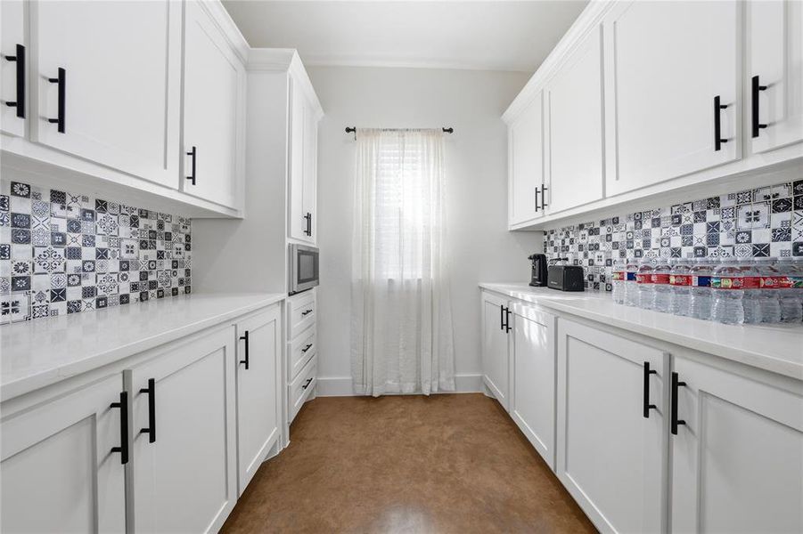 Furnished interior view inside a new home in , Mabank (Image 10).