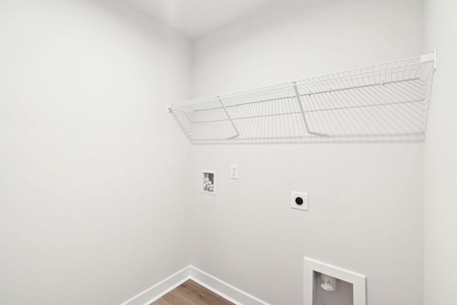 Spacious, unfurnished interior of a new home in Crescent Cove, Summerville (Image 15).