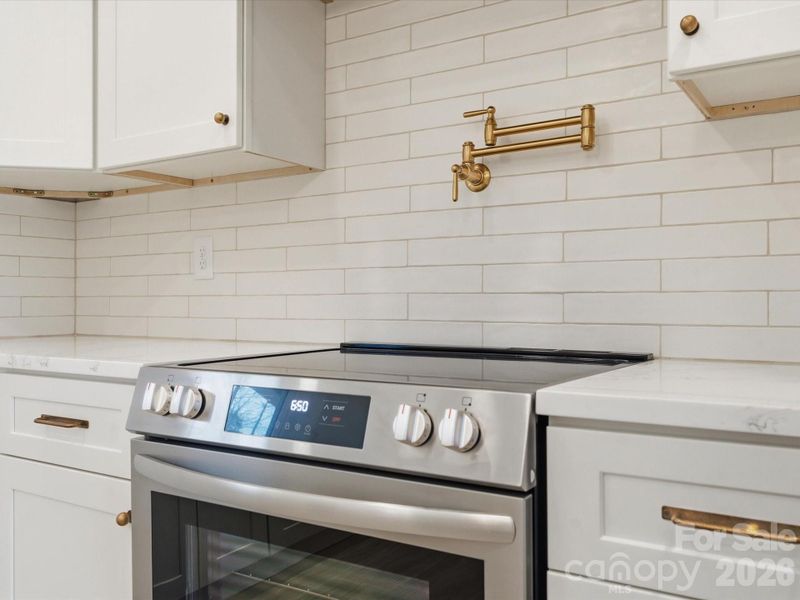 Close-up of interior finishes inside a home in , Bessemer City (Image 16).