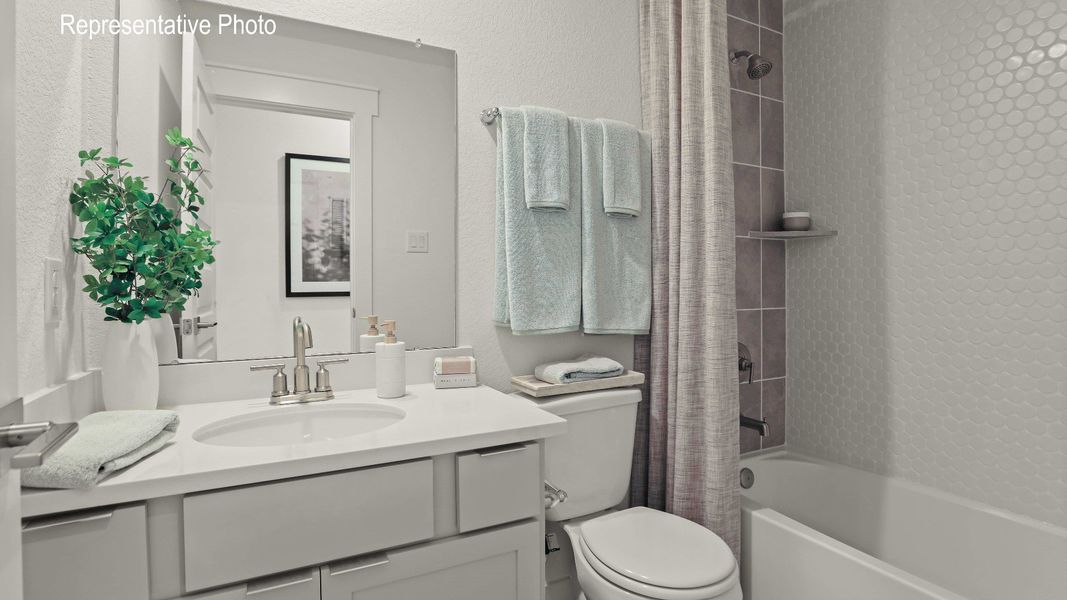 Furnished interior view inside a new home in Patriot Estates, Venus (Image 13).