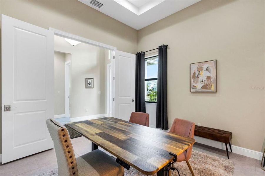 Furnished interior view inside a new home in Artistry Sarasota, Sarasota (Image 49).