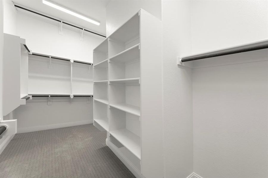 20. 16368 Parish - Closet