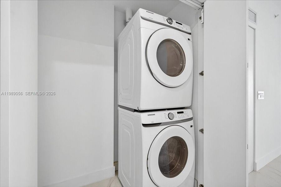 Image 63 of a home in .