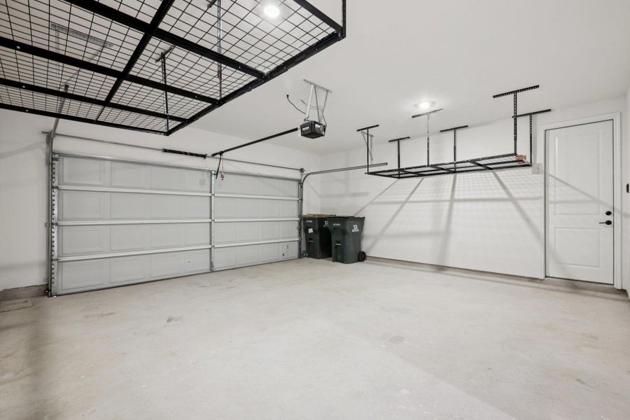 Spacious, unfurnished interior of a new home in , Kyle (Image 27).