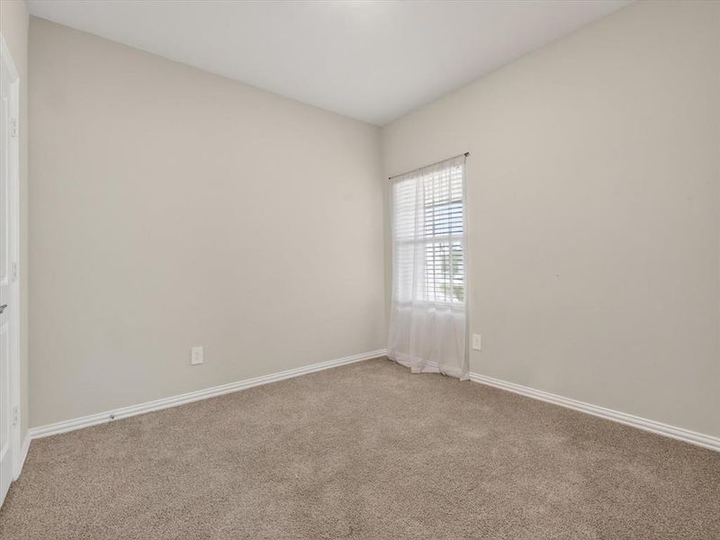 Spacious, unfurnished interior of a new home in Eastridge - Spring Series, McKinney (Image 18).