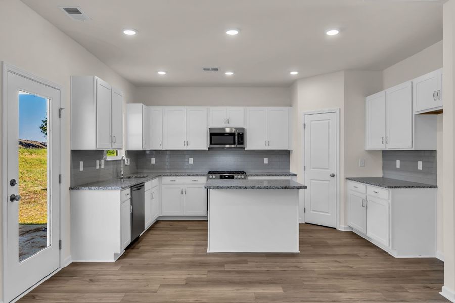 Lots of cabinets and a corner pantry! Lots of cabinets and a corner pantry!