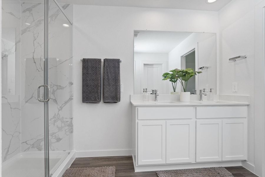 Furnished interior view inside a new home in Tamarron, Fulshear (Image 19). Furnished interior view inside a new home in Tamarron, Fulshear (Image 19).