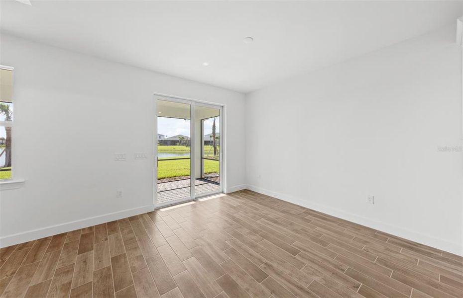 Spacious, unfurnished interior of a new home in SeaFlower, Bradenton (Image 38).