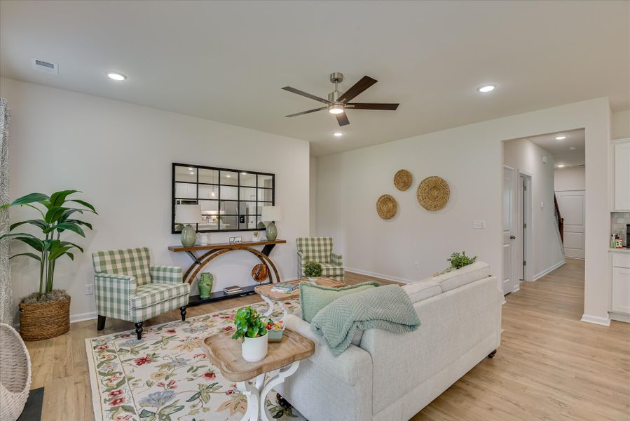 Representative furnished interior of a home built from the Insha by Veranda Homes in Heritage Bay, Sumter (Image 8).
