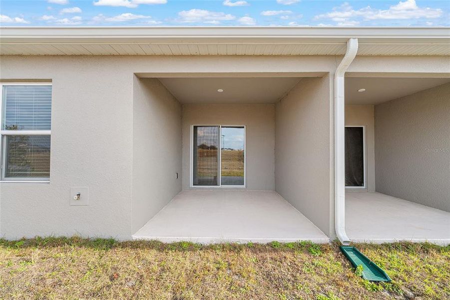 Exterior details and patio area of a home in , Lady Lake (Image 32). Exterior details and patio area of a home in , Lady Lake (Image 32).
