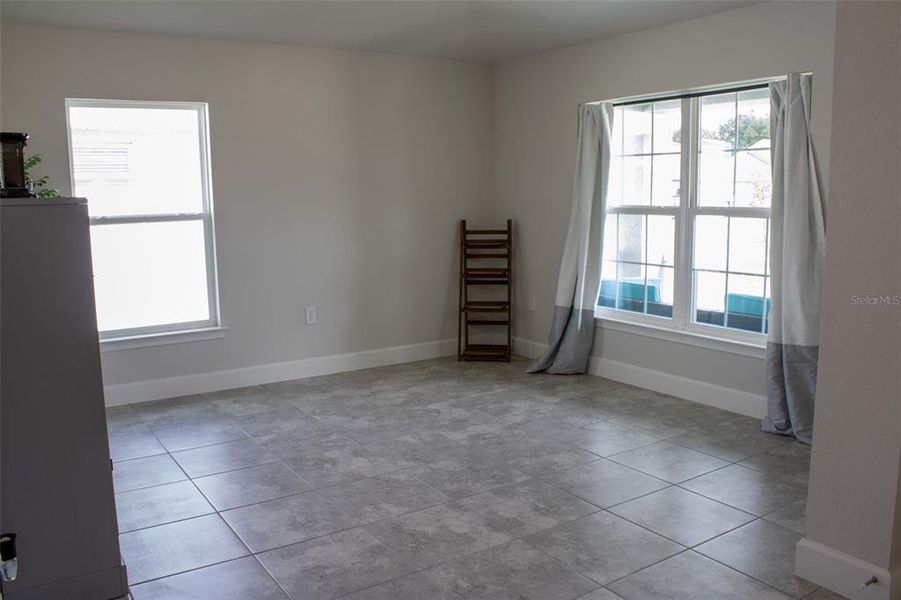 Spacious, unfurnished interior of a new home in Cadence Crossing, Auburndale (Image 18).