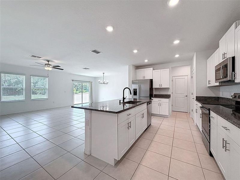 Furnished interior view inside a new home in , Lakeland (Image 18).