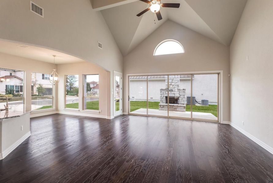 12 8350SierraHermosa 012 Mls