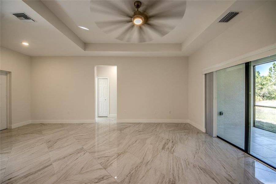 Spacious, unfurnished interior of a new home in , Lehigh Acres (Image 22). Spacious, unfurnished interior of a new home in , Lehigh Acres (Image 22).