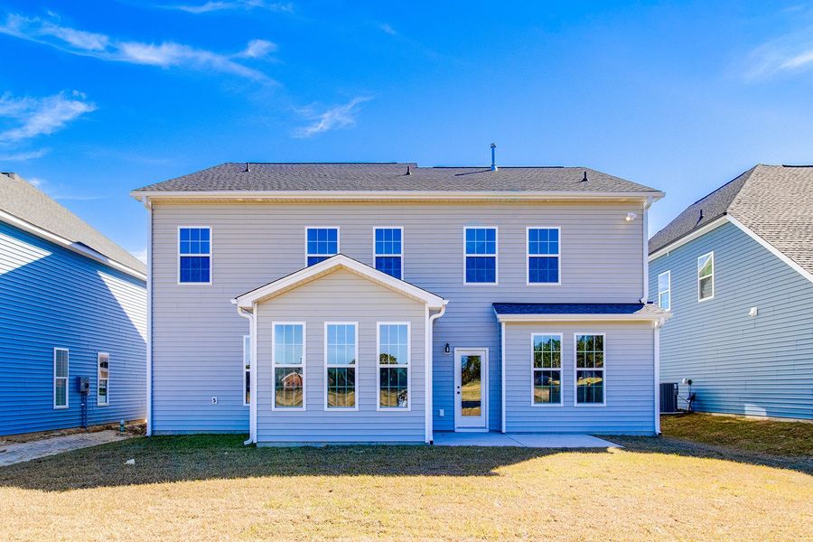 Exterior details and patio area of a home in Hendrix Farms, Lexington (Image 24).