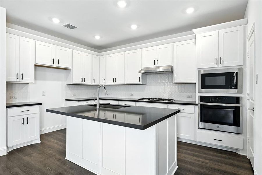 133 Tornillo Drive ~ Ready Now! 133 Tornillo Drive ~ Ready Now!