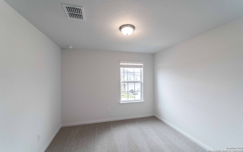 Spacious, unfurnished interior of a new home in Red Hawk Landing, San Antonio (Image 14).