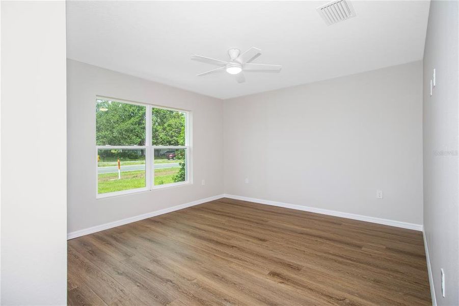 Spacious, unfurnished interior of a new home in , Spring Hill (Image 41).