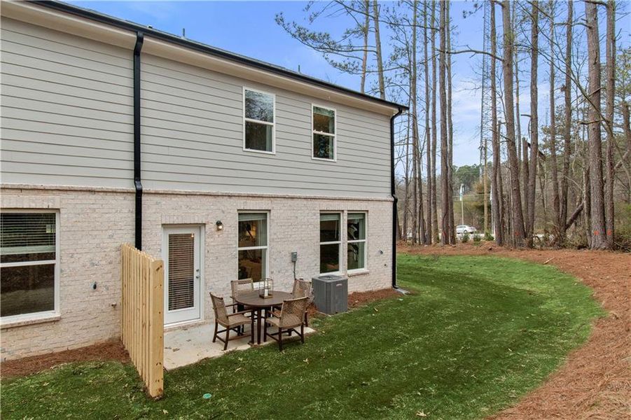 Exterior details and patio area of a home in Diamante, Stockbridge (Image 23).