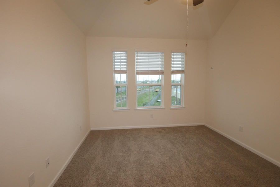 Spacious primary suite