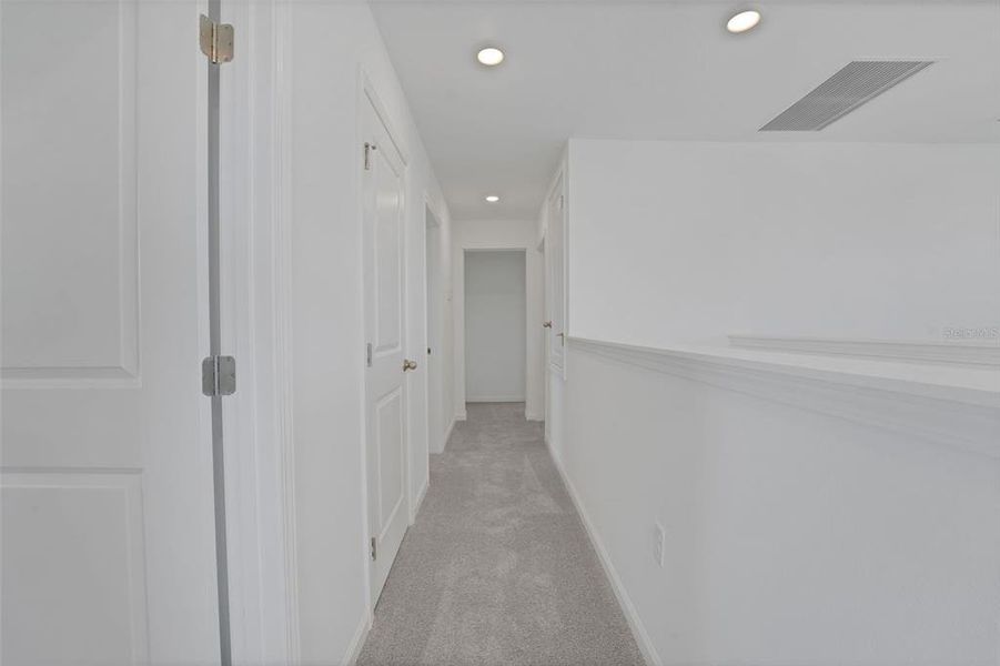 Spacious, unfurnished interior of a new home in Willowbrook North, Winter Haven (Image 22).