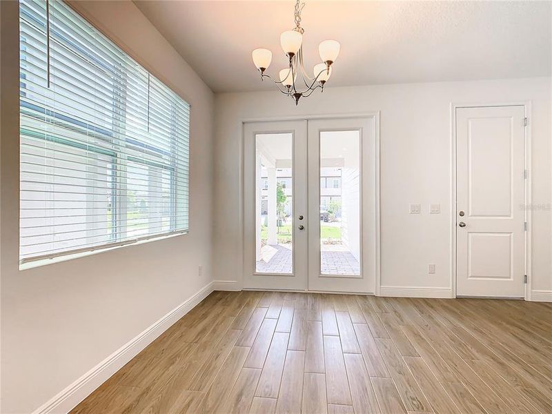 Spacious, unfurnished interior of a new home in , Winter Garden (Image 19).