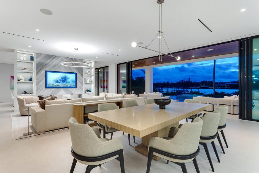 Furnished interior view inside a new home in , Lantana (Image 41).