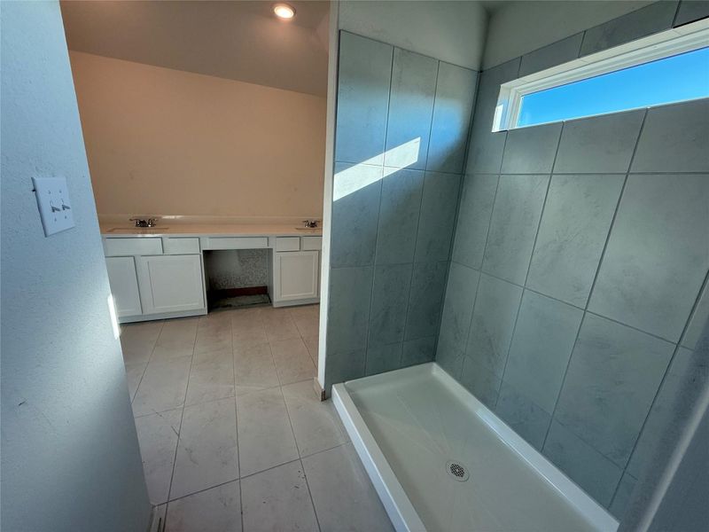 Image 36 of a home in Cielo. Image 36 of a home in Cielo.