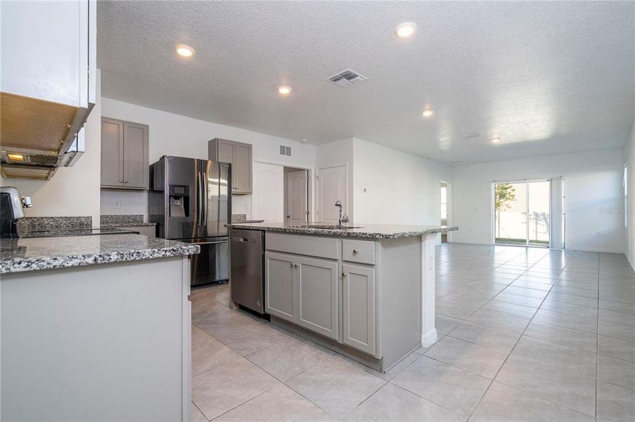 Furnished interior view inside a new home in Astonia, Davenport (Image 8).