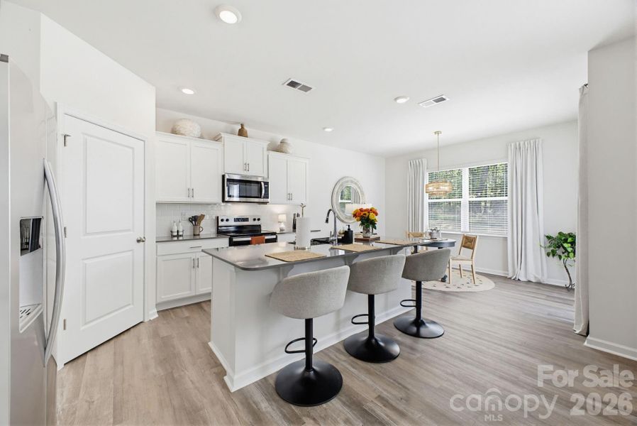 dining kitchen