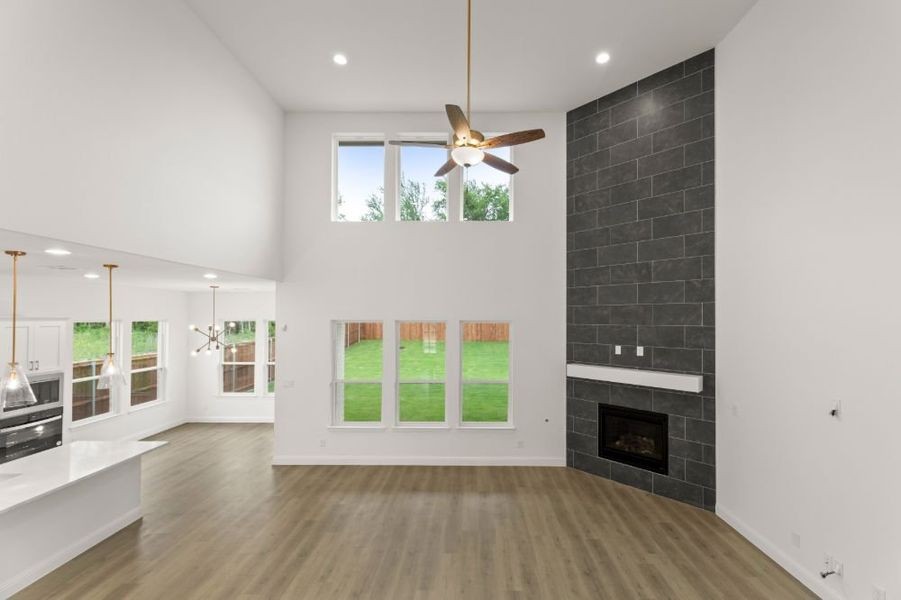 Representative unfurnished interior of a home built from the The Whitney by UnionMain Homes in Cambridge Crossing, Celina (Image 39).