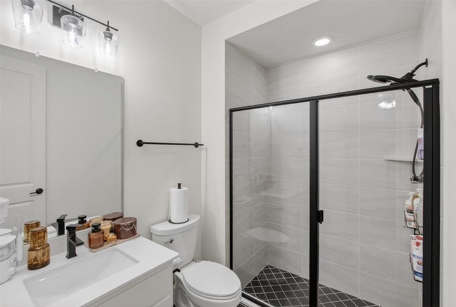 Furnished interior view inside a new home in Ten Mile Creek, Celina (Image 35).