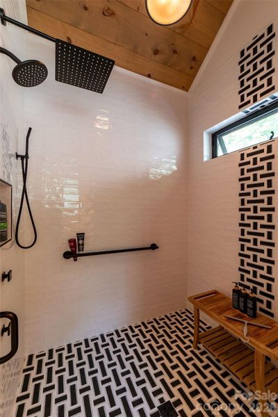 Super Shower