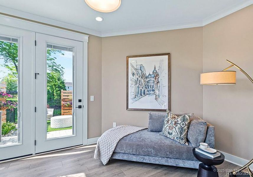 Owner's Suite Sitting Room