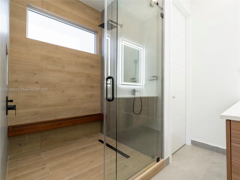 Furnished interior view inside a new home in , Fort Lauderdale (Image 18).