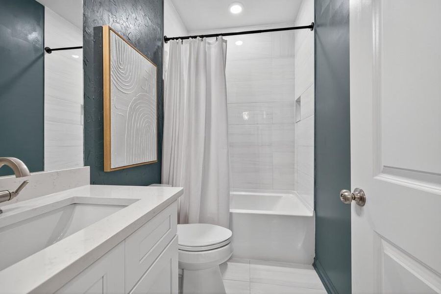 Furnished interior view inside a new home in , Flowery Branch (Image 31). Furnished interior view inside a new home in , Flowery Branch (Image 31).