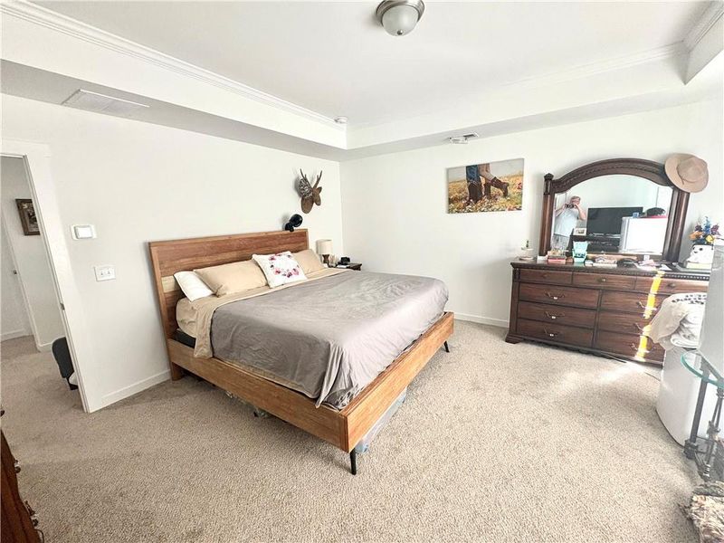 Furnished interior view inside a new home in , Toccoa (Image 43).