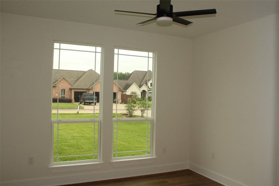 Spacious, unfurnished interior of a new home in , Clute (Image 25).