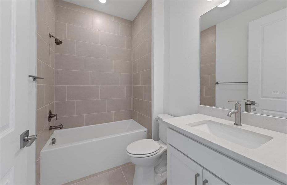 Furnished interior view inside a new home in Legacy Groves, Nokomis (Image 6).