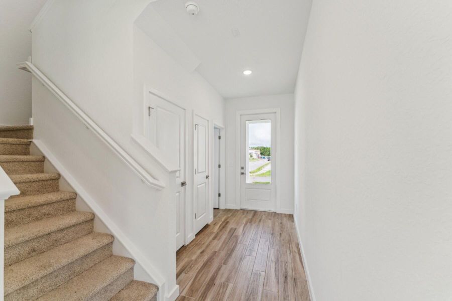 Furnished interior view inside a new home in , Fort Pierce (Image 13).