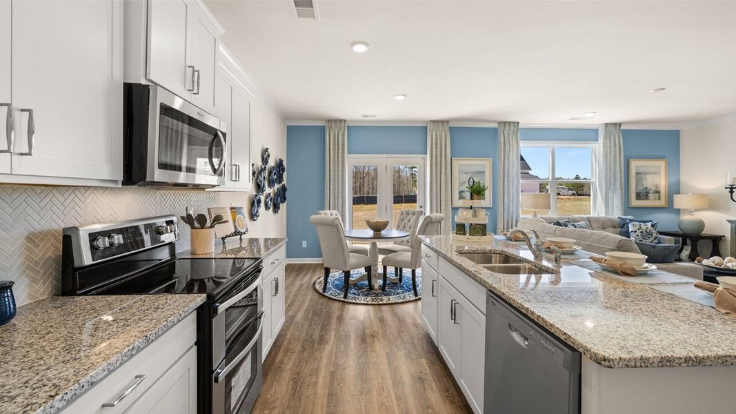 Representative furnished interior of a home built from the Hayden by D.R. Horton in Kingston Ranch at Lake Oconee, Buckhead (Image 7).
