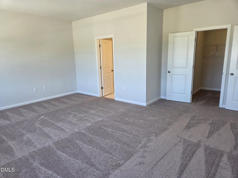 Spacious Primary Suite Spacious Primary Suite