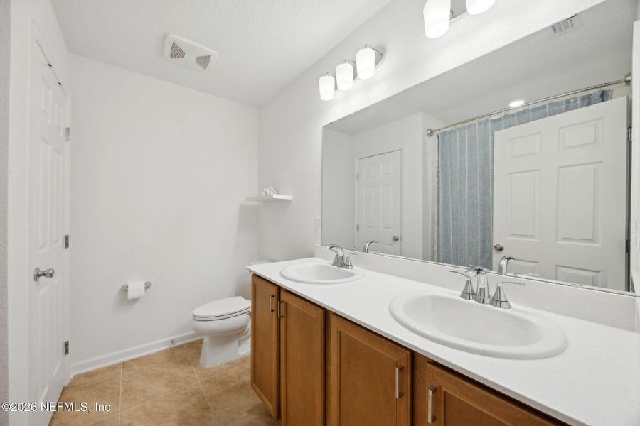 Furnished interior view inside a new home in Panther Creek, Jacksonville (Image 19). Furnished interior view inside a new home in Panther Creek, Jacksonville (Image 19).