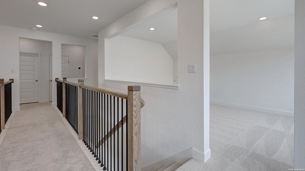 Spacious, unfurnished interior of a new home in Briggs Ranch, San Antonio (Image 29).